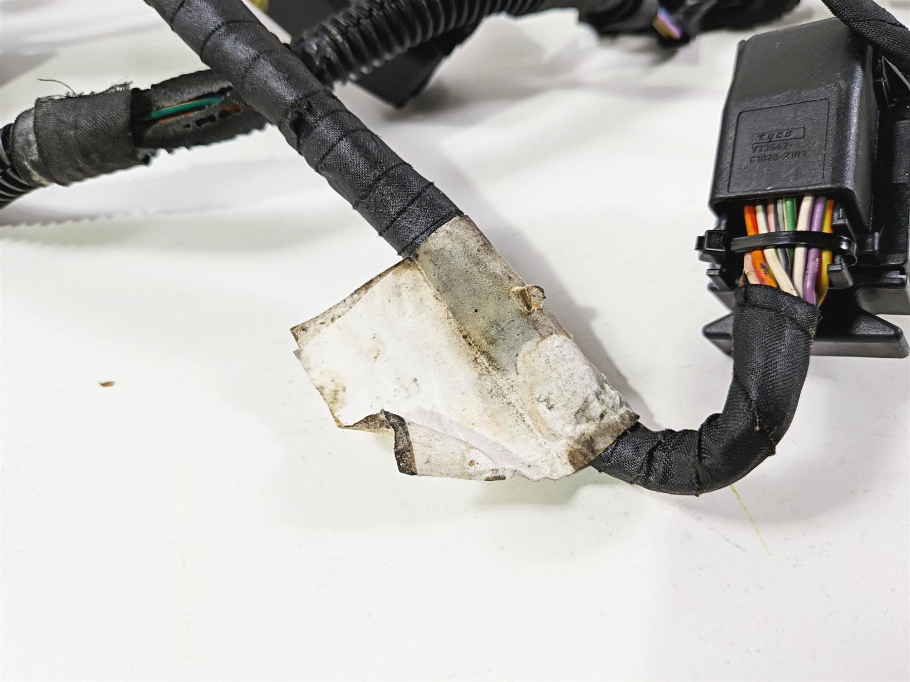 2014 Aprilia RSV4 RR Factory Engine Wiring Harness Loom - No Cuts 897114 {{ shop.shopifyCountryName }} - Mototech271