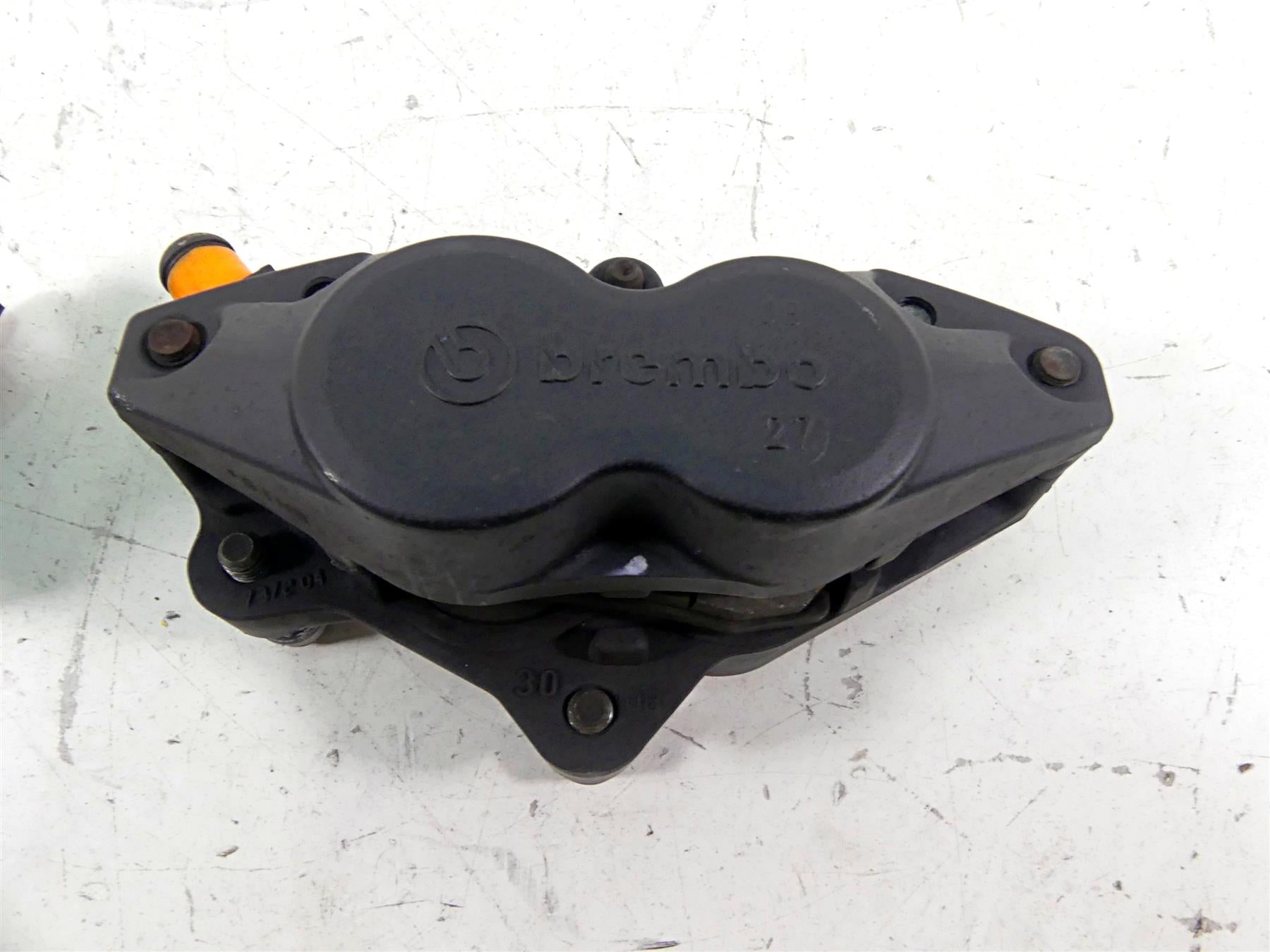 2009 BMW R1200 GS K25 Brembo Front Brake Caliper Set 34117711438 34117711439 {{ shop.shopifyCountryName }} - Mototech271