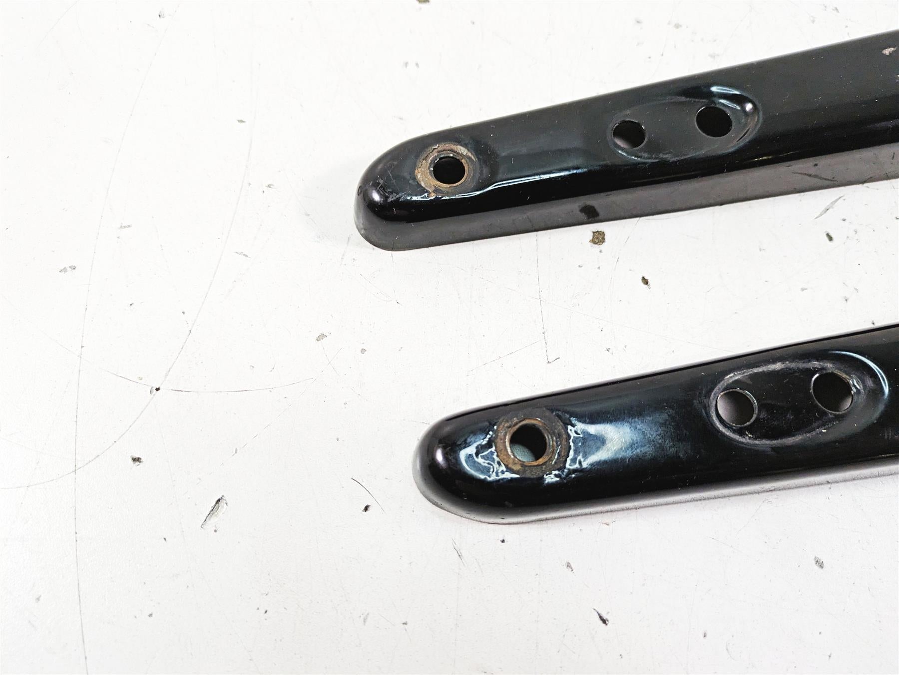 2019 Harley XL883N Sportster Iron Rear Fender Struts Braces 60203-06 60204-06 {{ shop.shopifyCountryName }} - Mototech271