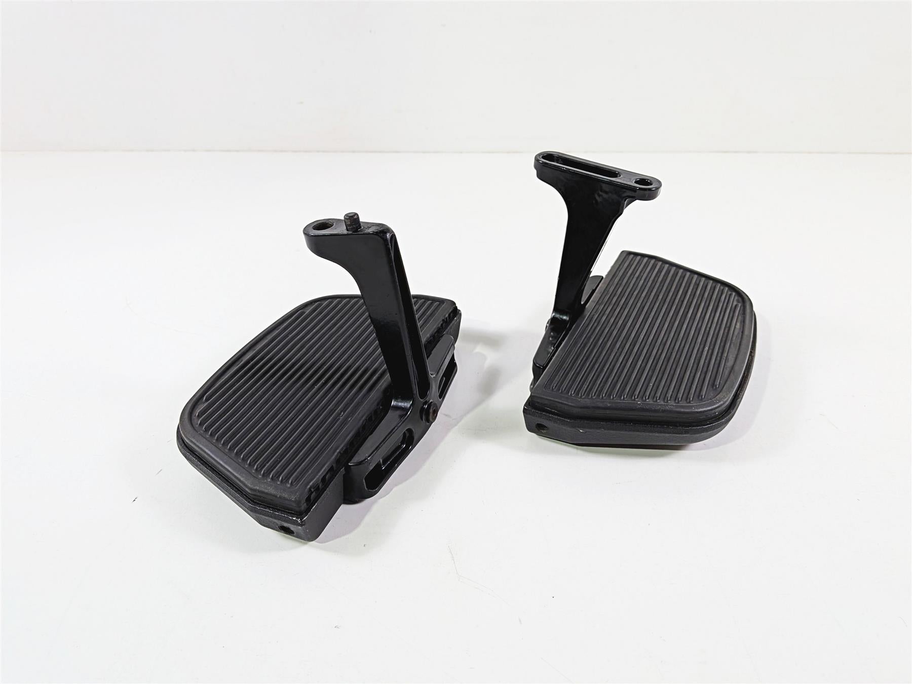 2016 Harley Touring FLHX Street Glide Rear Passenger Floor Board Set 50500460A {{ shop.shopifyCountryName }} - Mototech271
