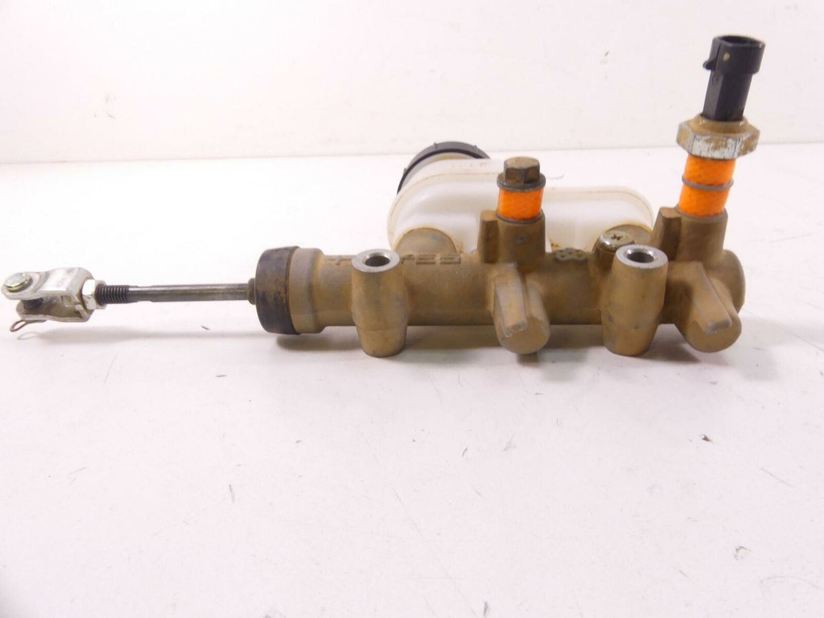 2019 Polaris RZR XP 1000 Turbo EPS Main Brake Master Cylinder 1911982 {{ shop.shopifyCountryName }} - Mototech271