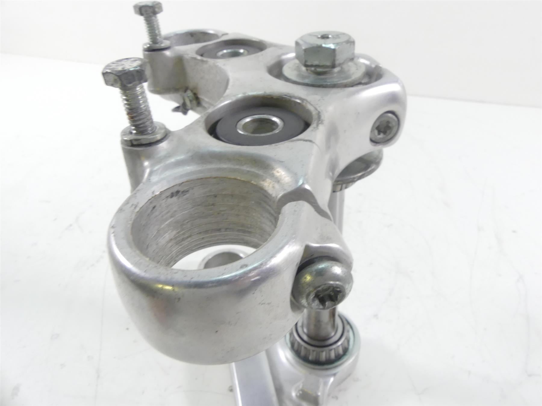 1995 Harley Dyna FXDL Low Rider Upper & Lower Triple Tree 39mm 45598-90 {{ shop.shopifyCountryName }} - Mototech271