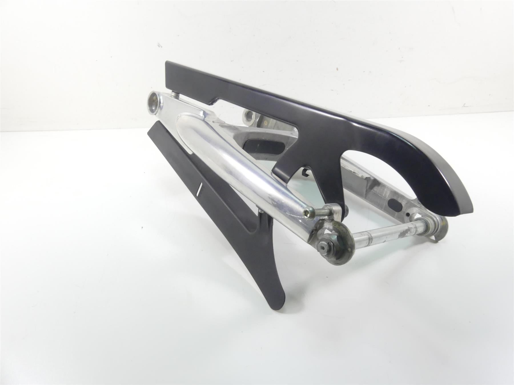 2006 Harley VRSCD Night Rod Rear Swingarm Swing Arm + Guards & 1" Axle 48372-05A {{ shop.shopifyCountryName }} - Mototech271