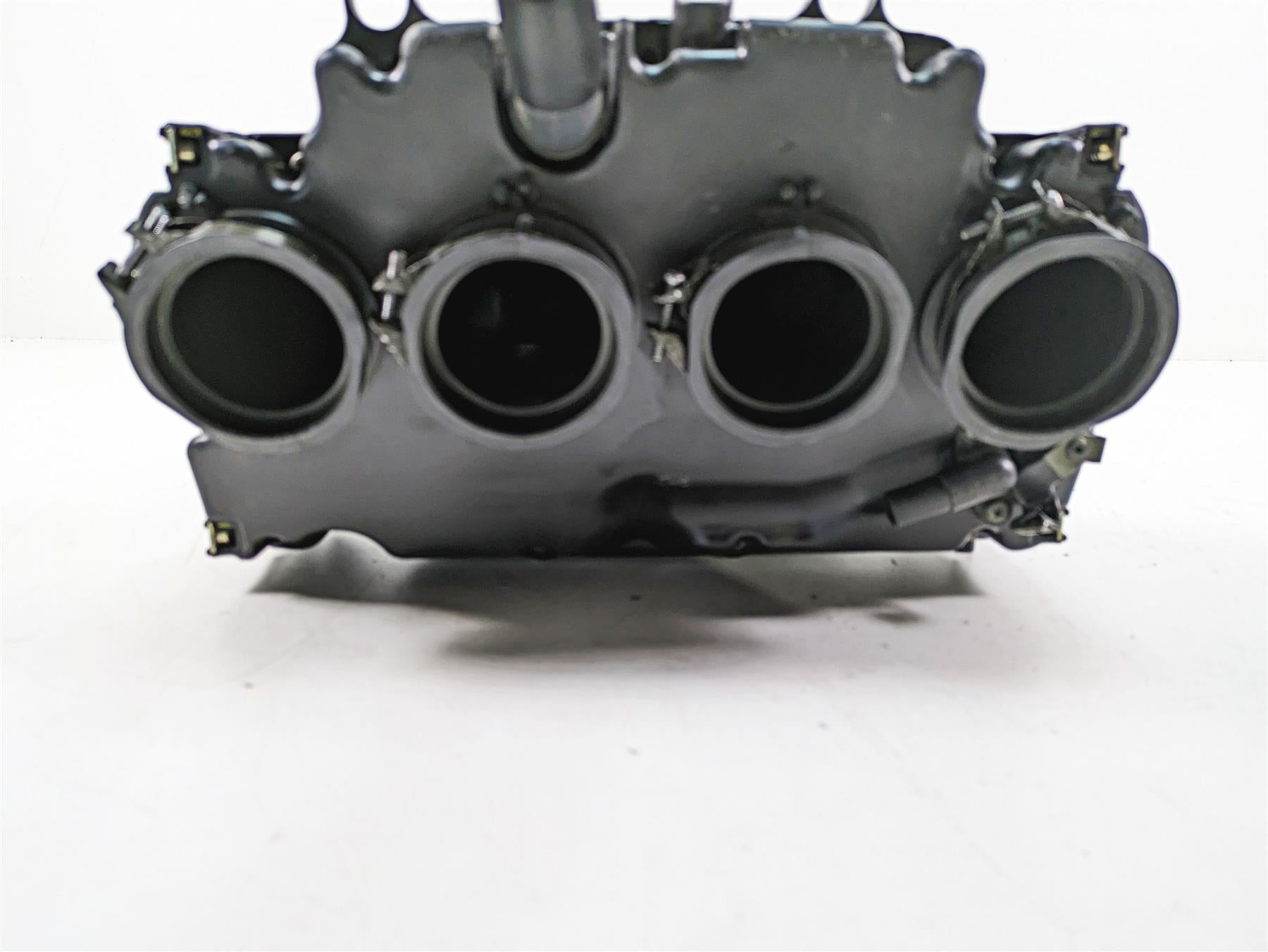 2002 Yamaha FZ1 FZS1000 Fazer Air Box Filter & Velocity Stacks 5LV-14401-00-00 {{ shop.shopifyCountryName }} - Mototech271