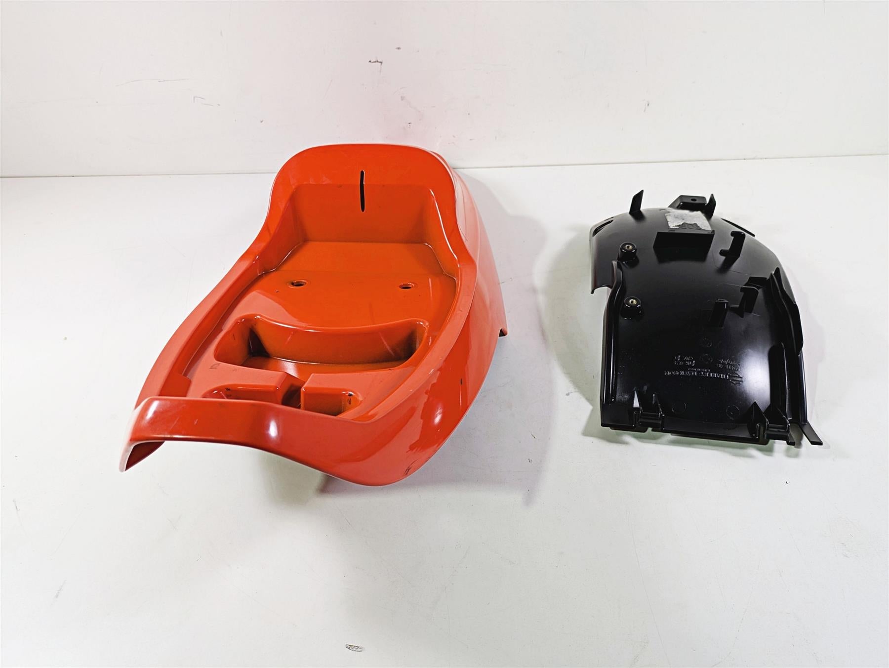 2009 Harley XR1200 Sportster Tail Fairing Cover & Inner Fender Set 59901-08 {{ shop.shopifyCountryName }} - Mototech271