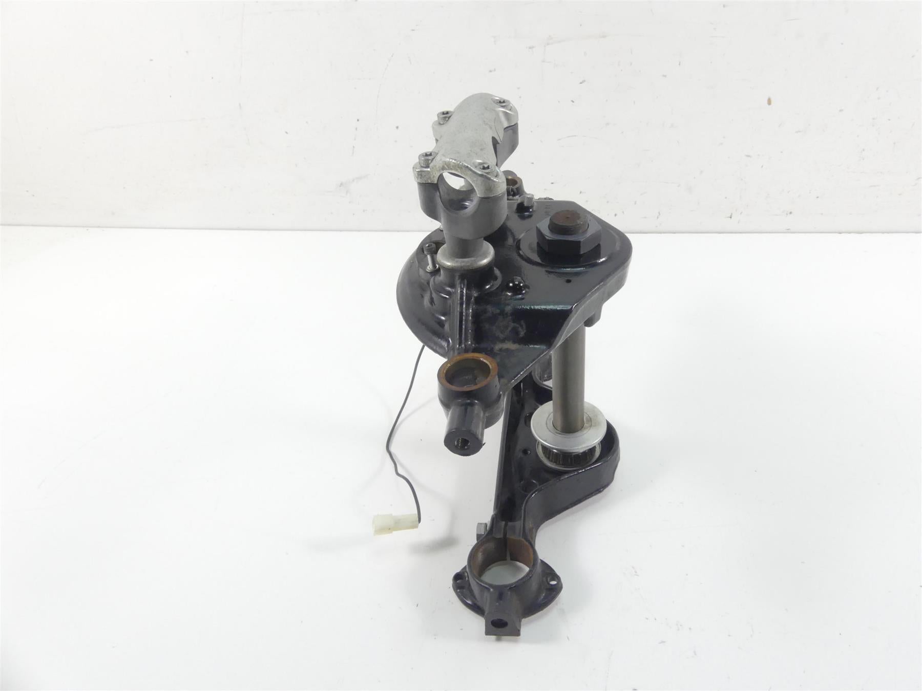 2013 Harley Touring FLTRX Road Glide Triple Tree Riser Clamp Set 45446-09 {{ shop.shopifyCountryName }} - Mototech271
