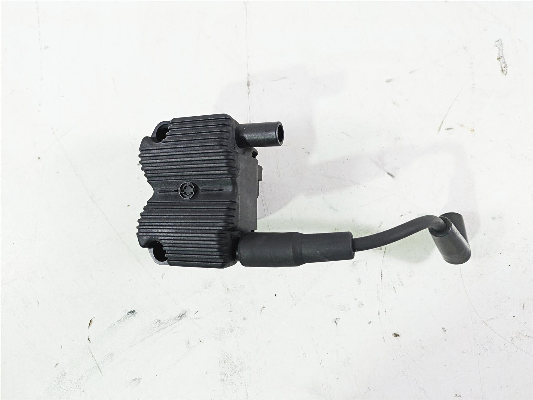 2004 Harley FLSTCI Softail Heritage Ignition Coil Wires Plug Set 31743-01 {{ shop.shopifyCountryName }} - Mototech271