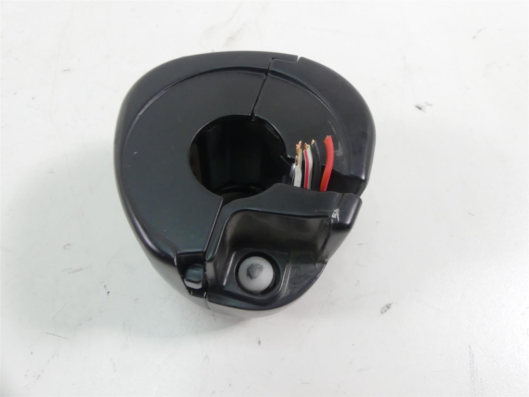 2018 Harley FLHC Softail Heritage Right Hand Control Switch - Read 71500462 {{ shop.shopifyCountryName }} - Mototech271