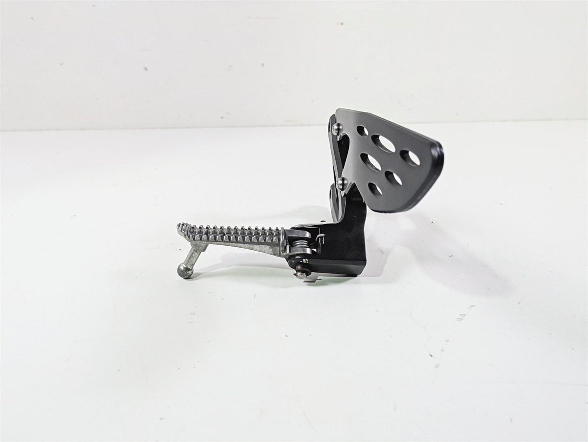 2014 Yamaha YZFR1 R1 RN22 Front Left Footpeg Foot Peg 14B-27442-10-00 {{ shop.shopifyCountryName }} - Mototech271
