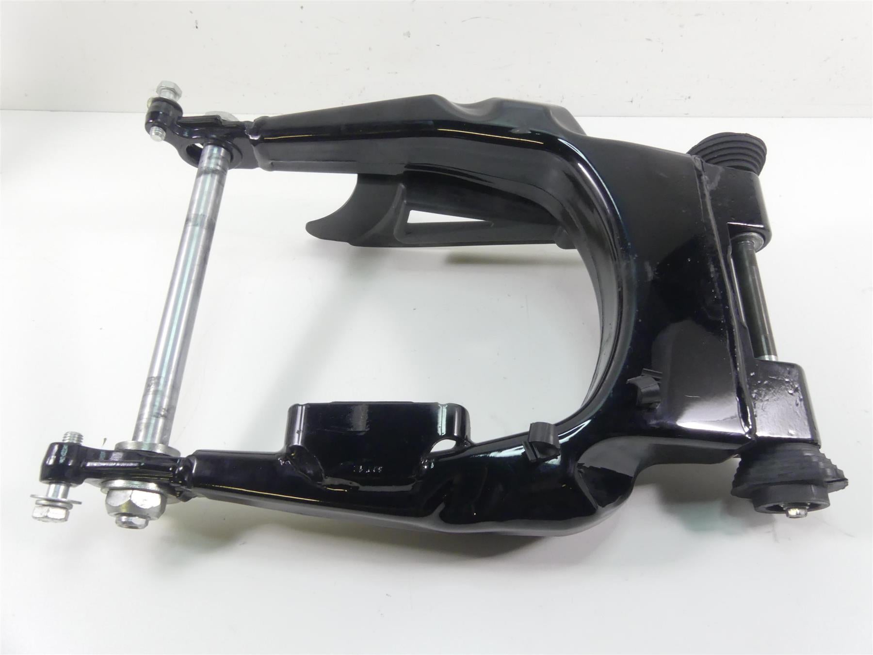 2016 Harley Touring FLHTP Electra Glide Rear Swing Arm Swingarm 25mm 47549-09A {{ shop.shopifyCountryName }} - Mototech271