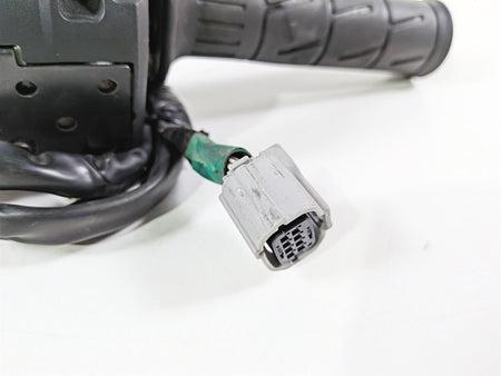 2022 Kawasaki ZX10R ZX1000 Ninja Right Hand Start Control Switch 46091-0585 {{ shop.shopifyCountryName }} - Mototech271