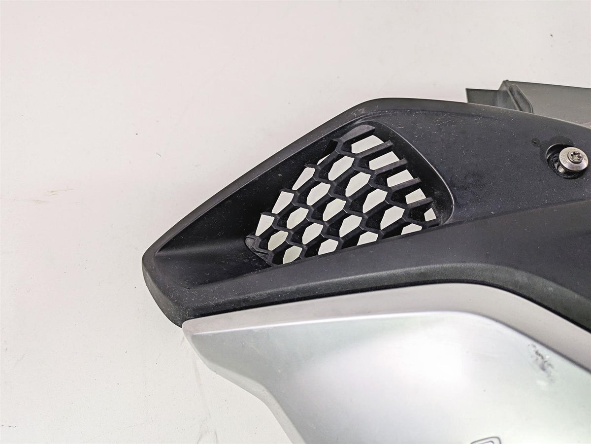 2017 BMW R1200 GS K50 Left Tank Side Fairing Cover Set 46638556635 {{ shop.shopifyCountryName }} - Mototech271