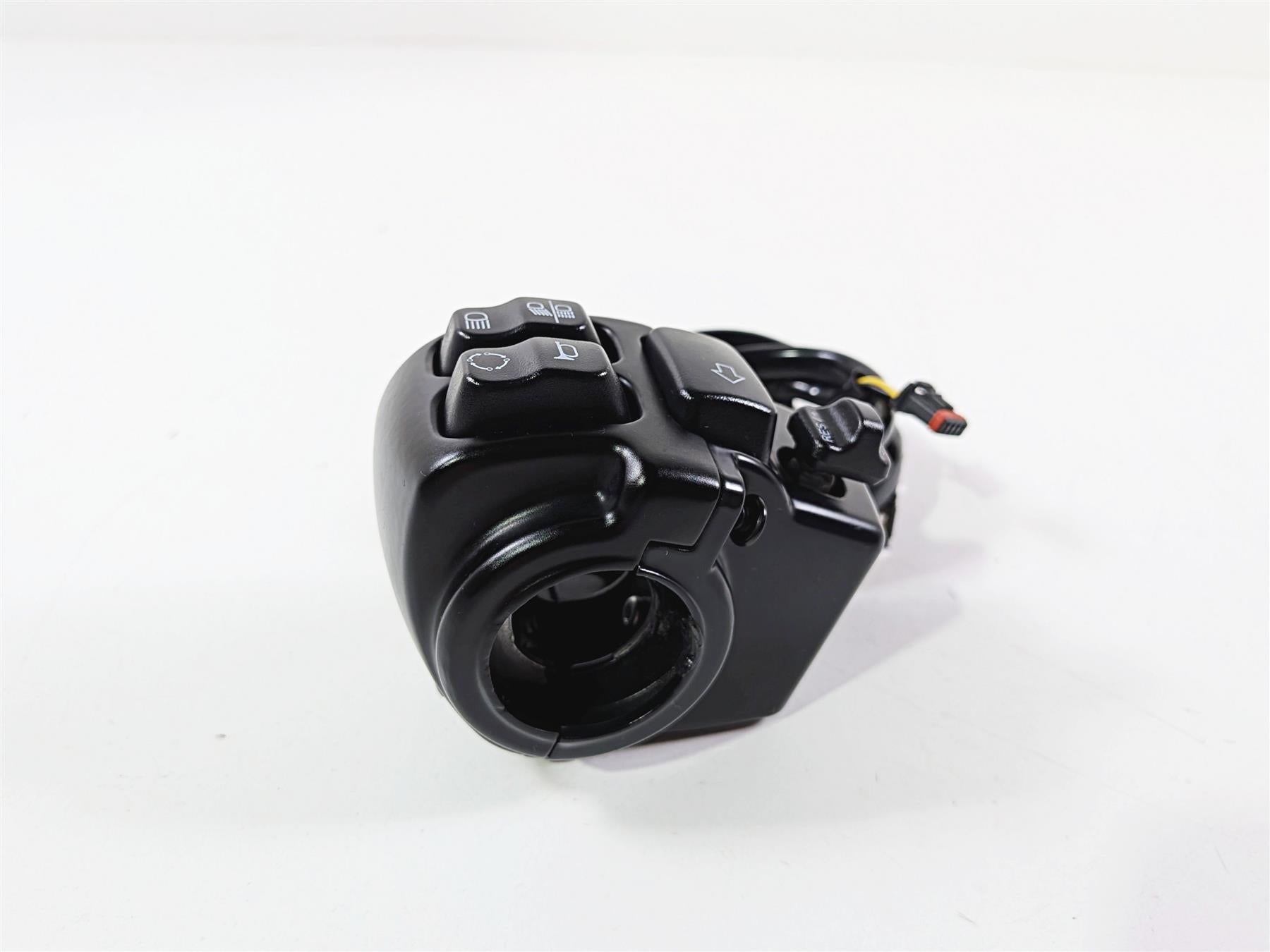 2024 Harley FXLRS Dyna Low Rider Left Hand Cruise Control Switch 71500292-Mototech271
