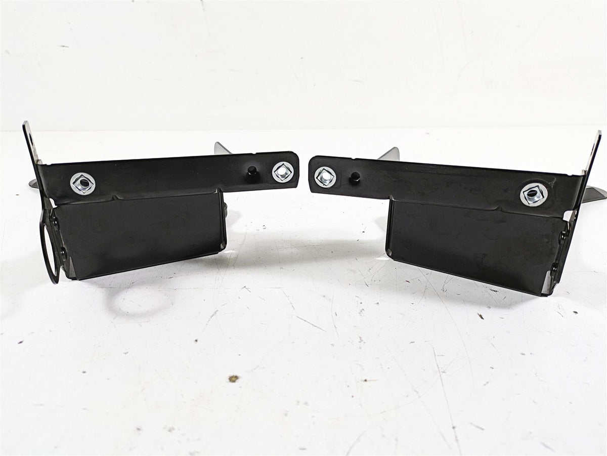 2015 Harley Touring FLHXS Street Glide Front Fairing Mounting Hardware 57000169A {{ shop.shopifyCountryName }} - Mototech271