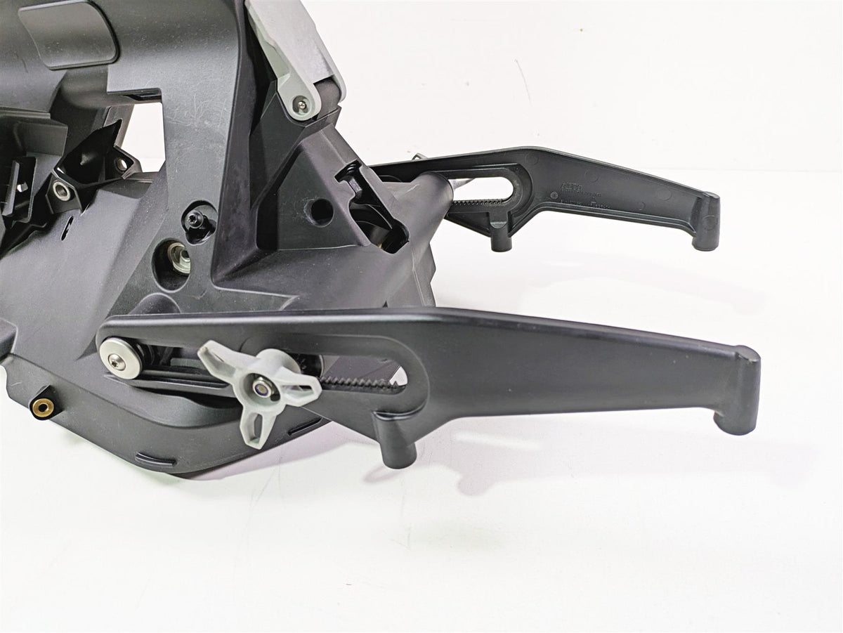 2020 KTM 1290 Super Adventure R Headlight Mask Holder Carrier Stay 6071401110033 {{ shop.shopifyCountryName }} - Mototech271