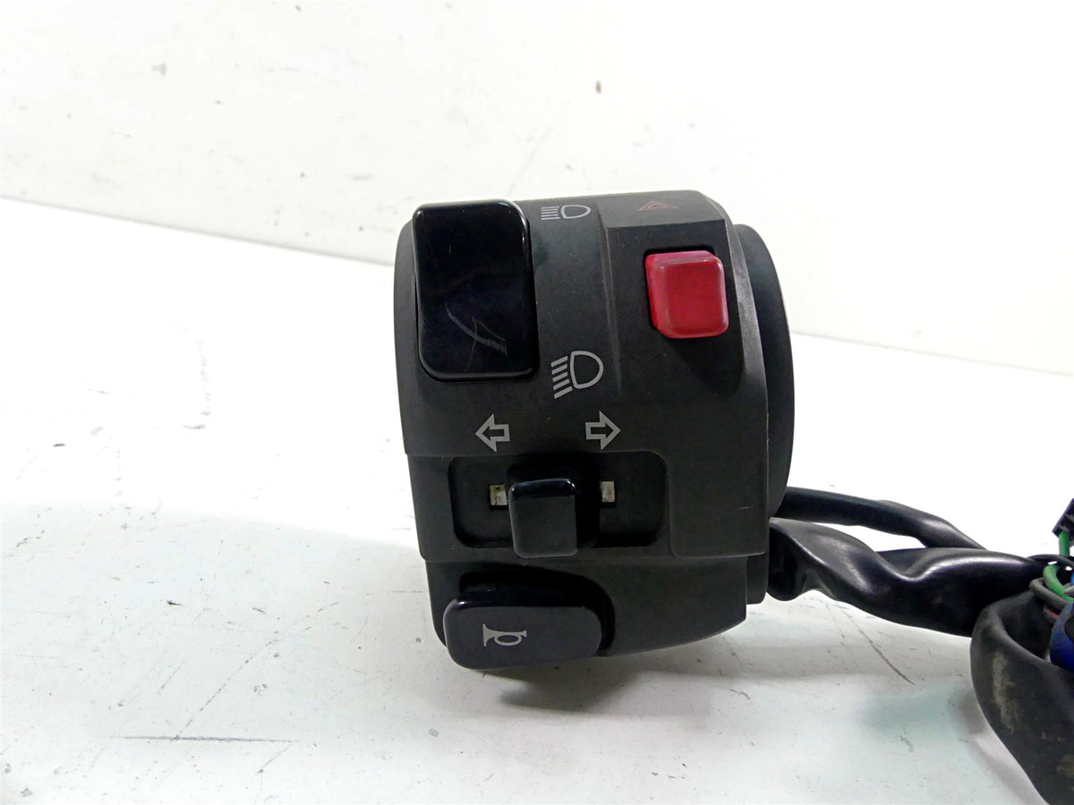 2010 Kawasaki ZX1400 ZX14 R Ninja Left Hand Blinker Control Switch 46091-0197 {{ shop.shopifyCountryName }} - Mototech271