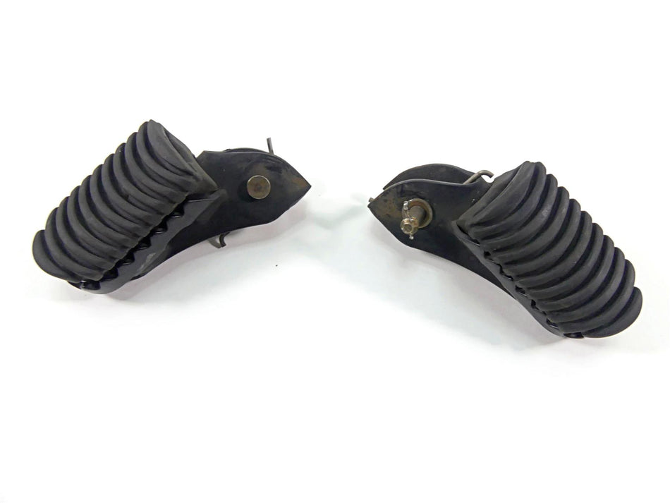 2013 BMW F800GS STD K72 Front Rider Driver Footpeg Set 46717701199 46717701200 {{ shop.shopifyCountryName }} - Mototech271