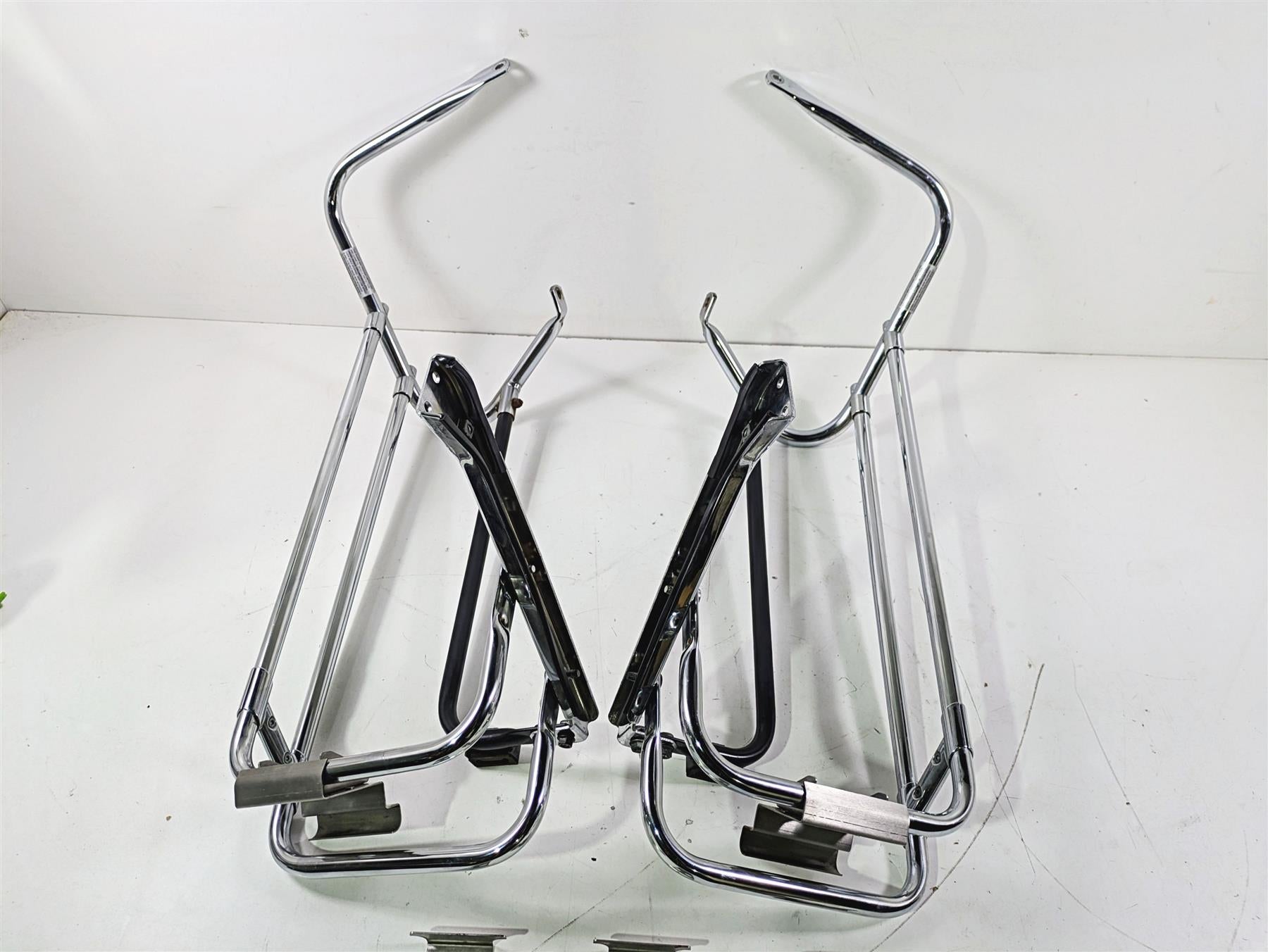 2008 Harley Touring FLHTP Electra Glide Saddlebag Guard Rail Set 49188-97 {{ shop.shopifyCountryName }} - Mototech271