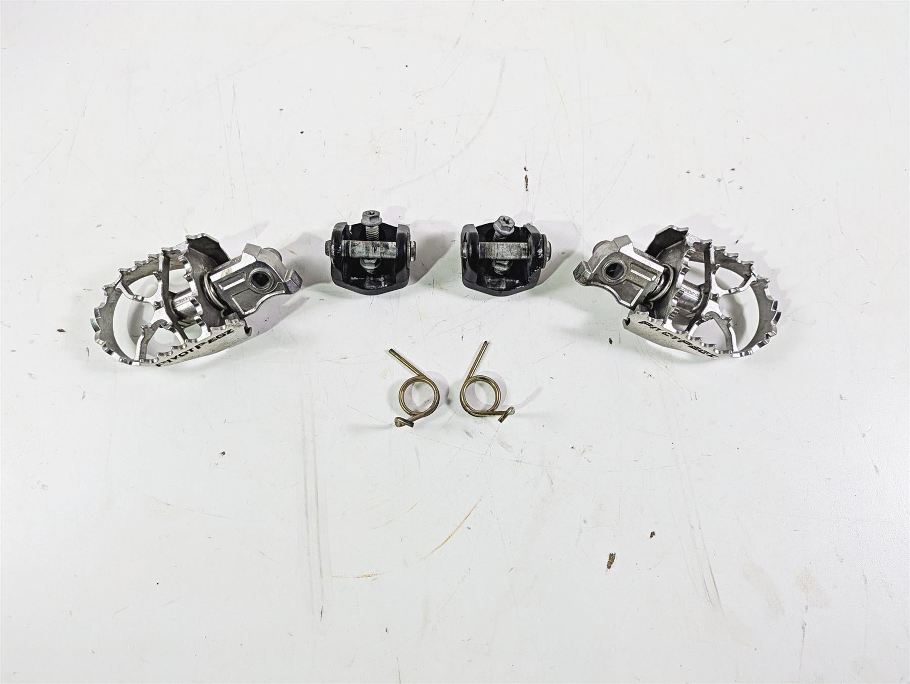 2018 KTM 1290 Super Adv S MK3 PivotPegz Front Rider Footpeg Rest Set PP-19MK3 {{ shop.shopifyCountryName }} - Mototech271