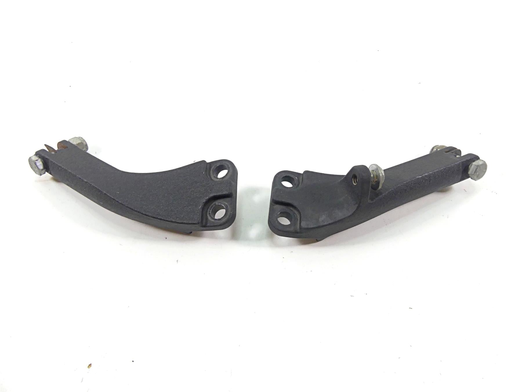 2014 Harley Dyna FXDB Street Bob Rear Passenger Footpeg Mounts 49224-06 49230-06 | Mototech271
