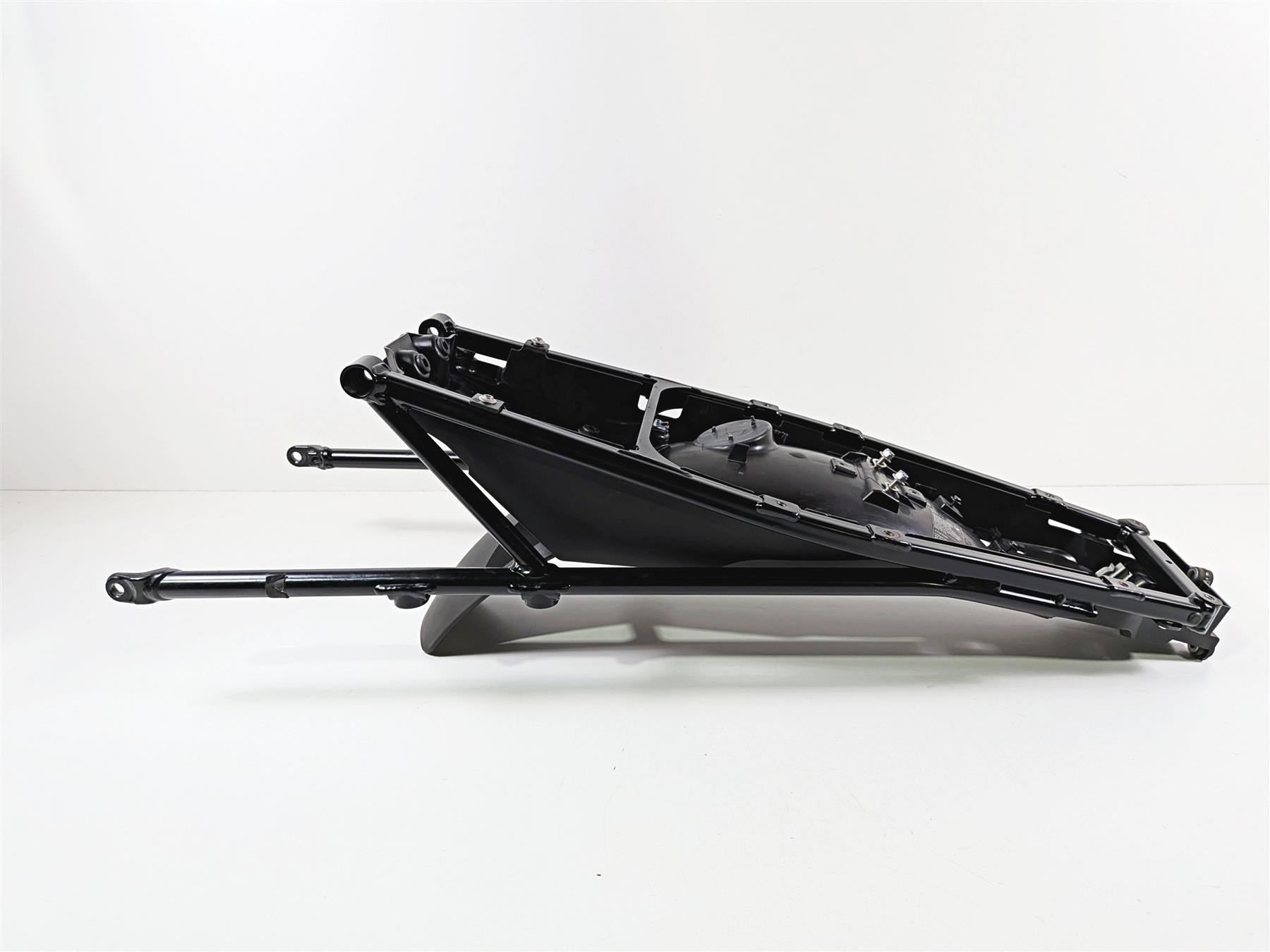 2019 BMW R1250GS K50 Black Rear Subframe Inner Fender Set 46518354222 {{ shop.shopifyCountryName }} - Mototech271