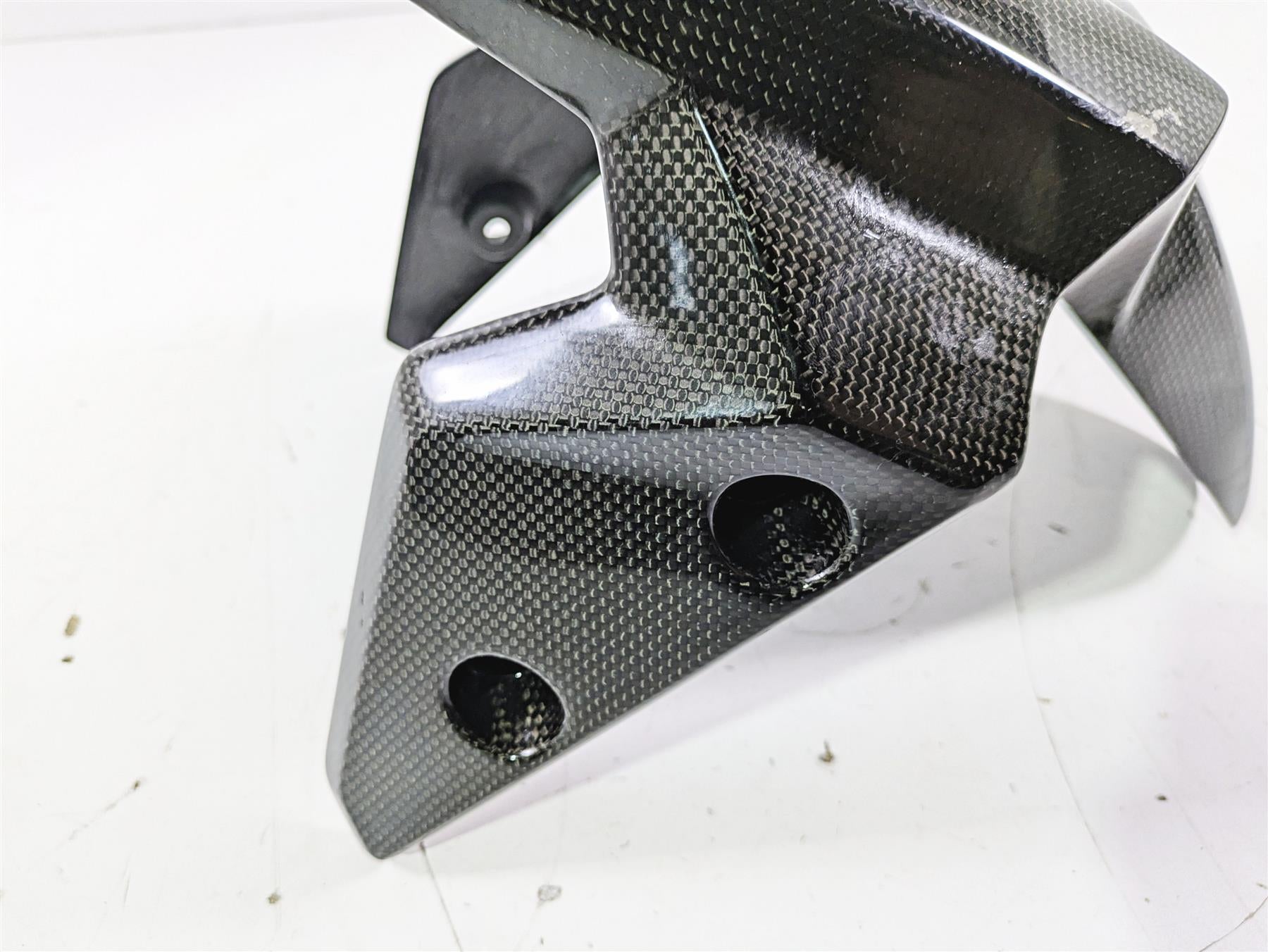 2019 Triumph Speed Triple RS 1050 Front Carbon Fiber Fender READ T2306626 {{ shop.shopifyCountryName }} - Mototech271