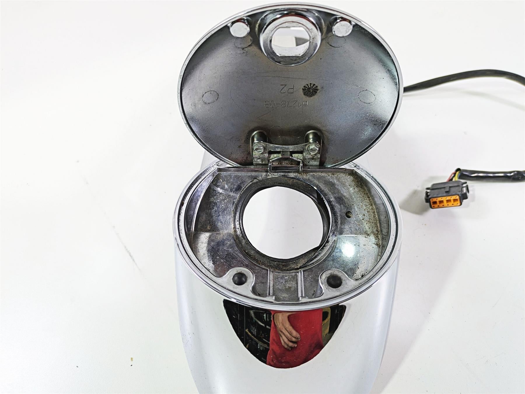 2010 Harley Touring FLHTK Electra Glide Fuel Gas Tank Dash Cover 61270-08 {{ shop.shopifyCountryName }} - Mototech271