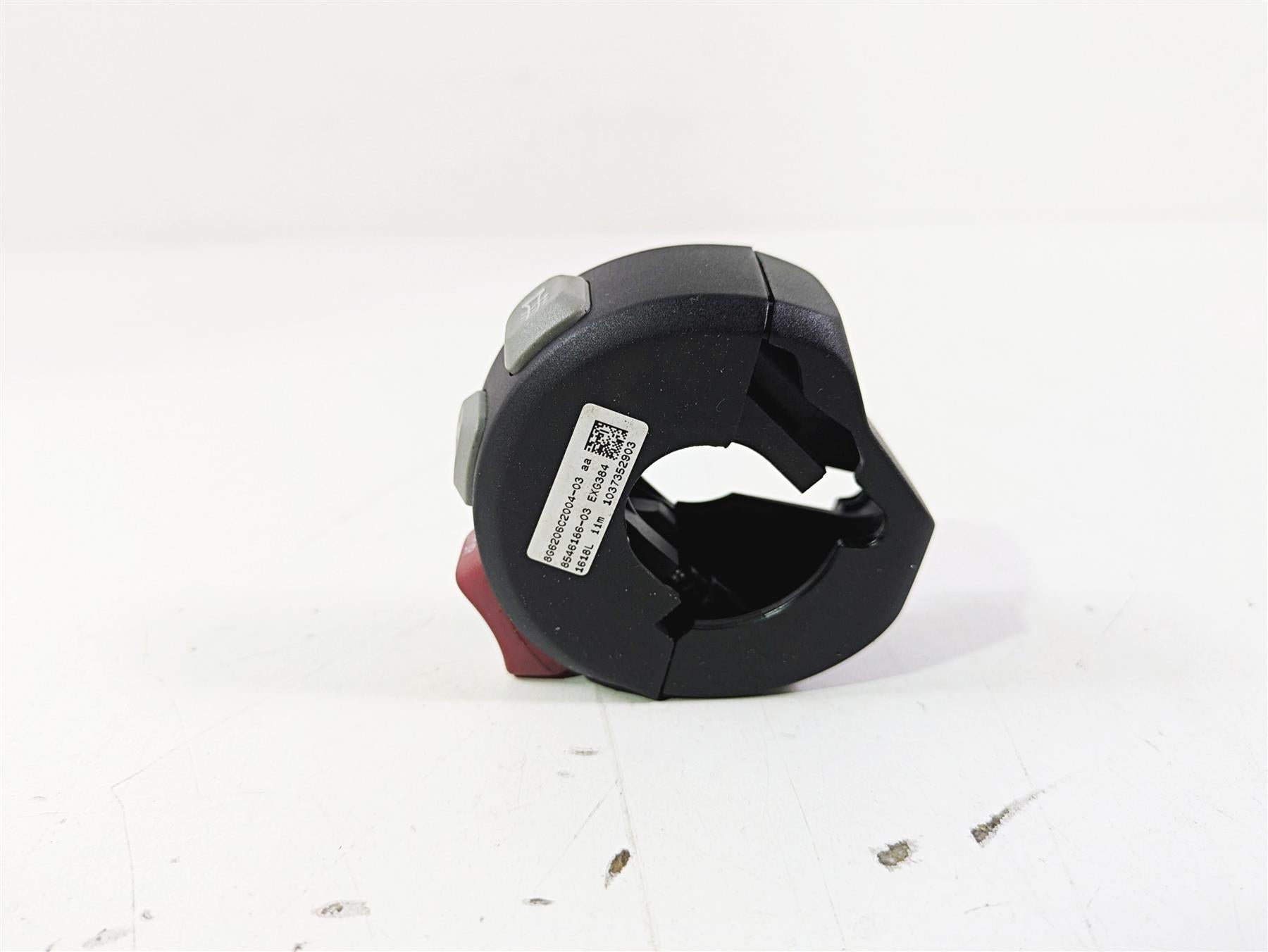 2016 BMW R1200RS K54 Right Hand Control Switch Grip Heater 61318546186 {{ shop.shopifyCountryName }} - Mototech271