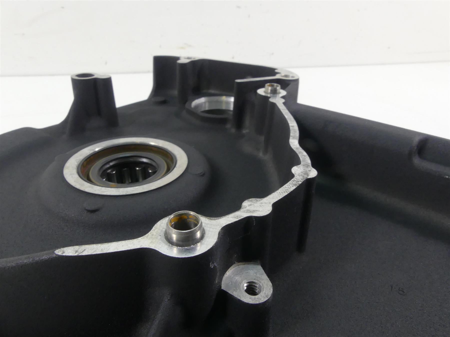 2015 Harley FXDF Dyna Fat Bob Inner Primary Drive Clutch Cover 60681-06 {{ shop.shopifyCountryName }} - Mototech271