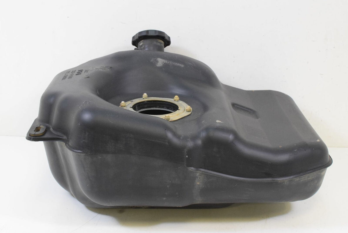 2016 Yamaha YXZ1000 R EPS Fuel Gas Petrol Tank 2HC-F4110-00-00 {{ shop.shopifyCountryName }} - Mototech271