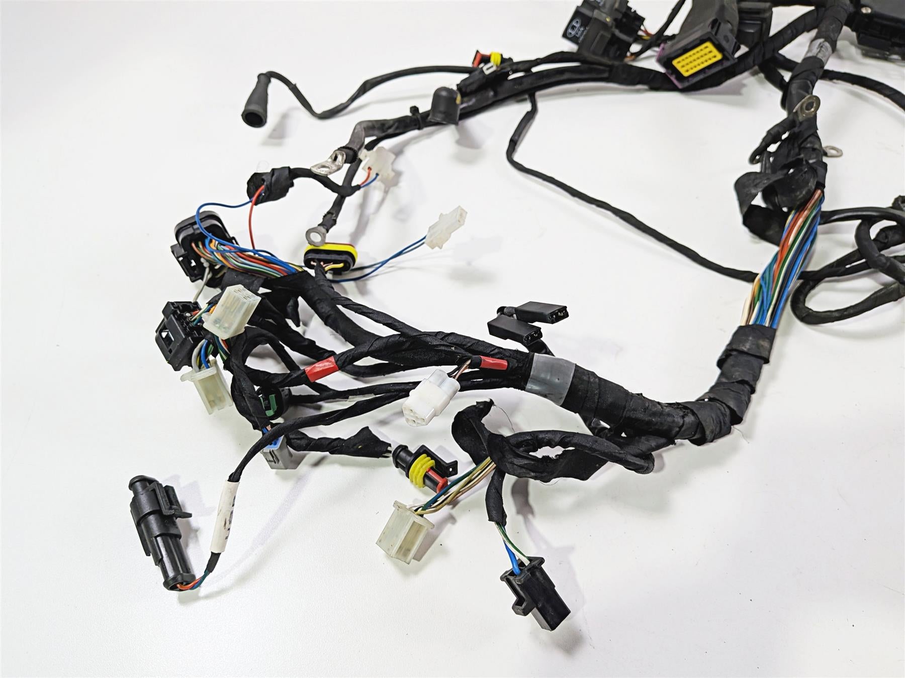 2018 Aprilia RSV4 RR Full Complete Wiring Harness Loom - No Cuts 2D000303 {{ shop.shopifyCountryName }} - Mototech271