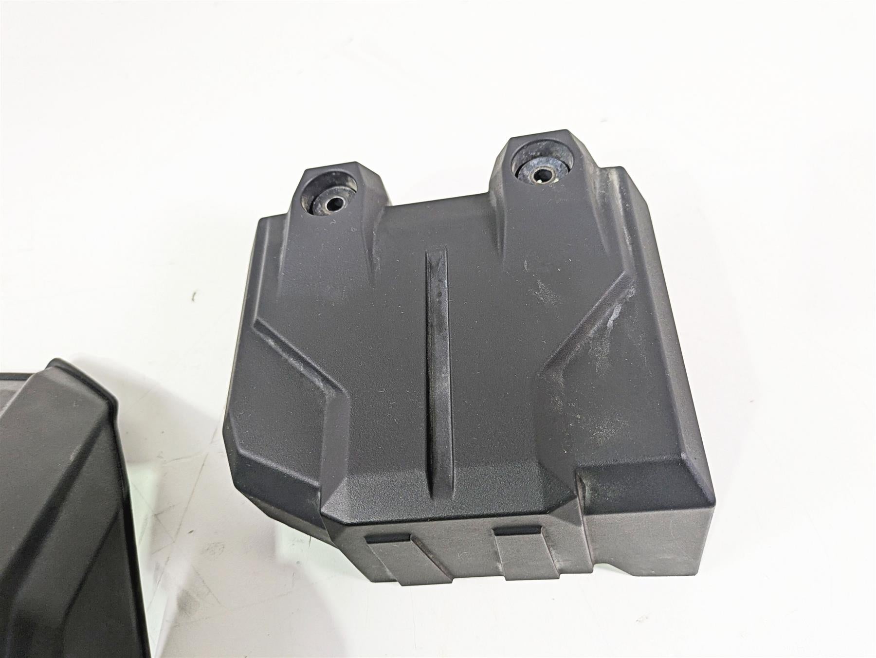 2020 Suzuki V-Strom 1050 XT Plastic Infill Cover Set 43585-31J0 18576-06L00 {{ shop.shopifyCountryName }} - Mototech271