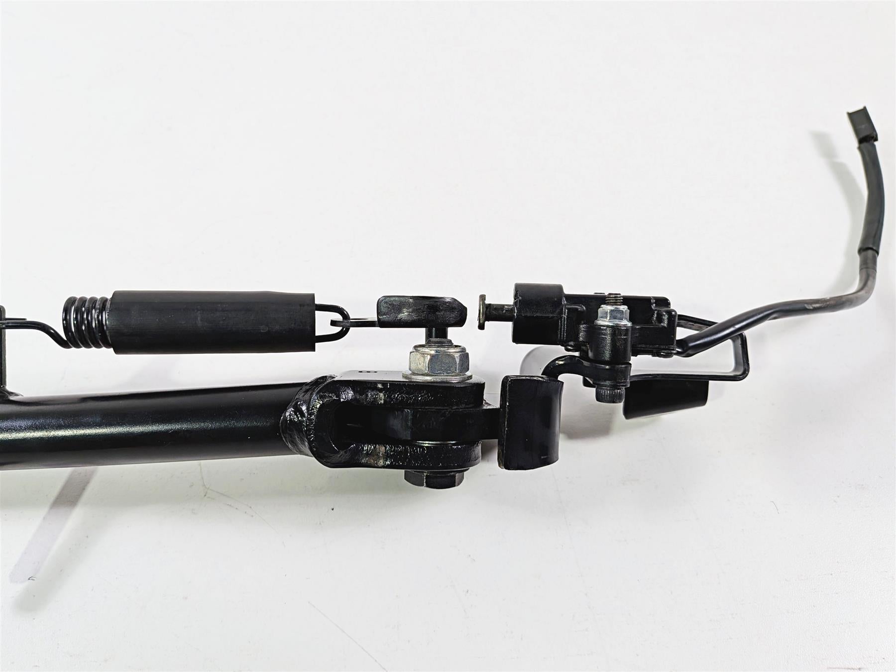2025 Yamaha YZF R7 Side Kickstand Kick Stand Mount Switch Set BEB-27311-00-00 {{ shop.shopifyCountryName }} - Mototech271