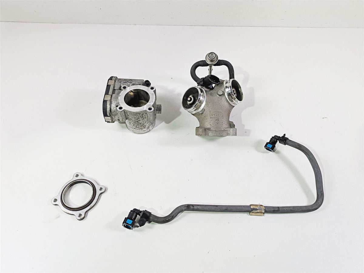 2018 Indian Springfield Dark Horse Throttle Body & Intake 1204685 5138214 {{ shop.shopifyCountryName }} - Mototech271