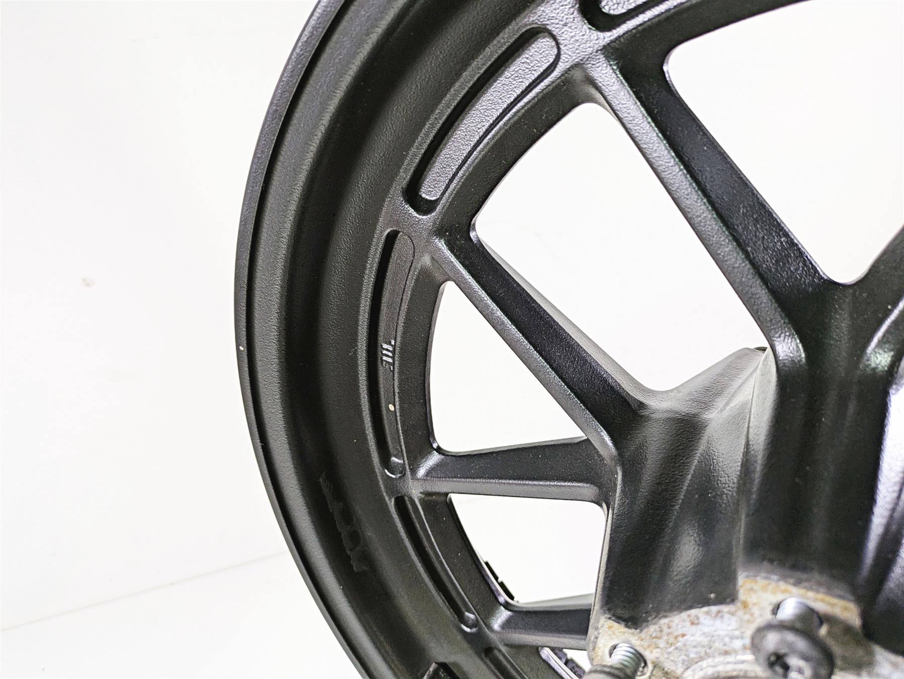 2018 Harley Softail FXFBS Fat Bob Straight 16x3 Front Wheel Rim 43300428 {{ shop.shopifyCountryName }} - Mototech271