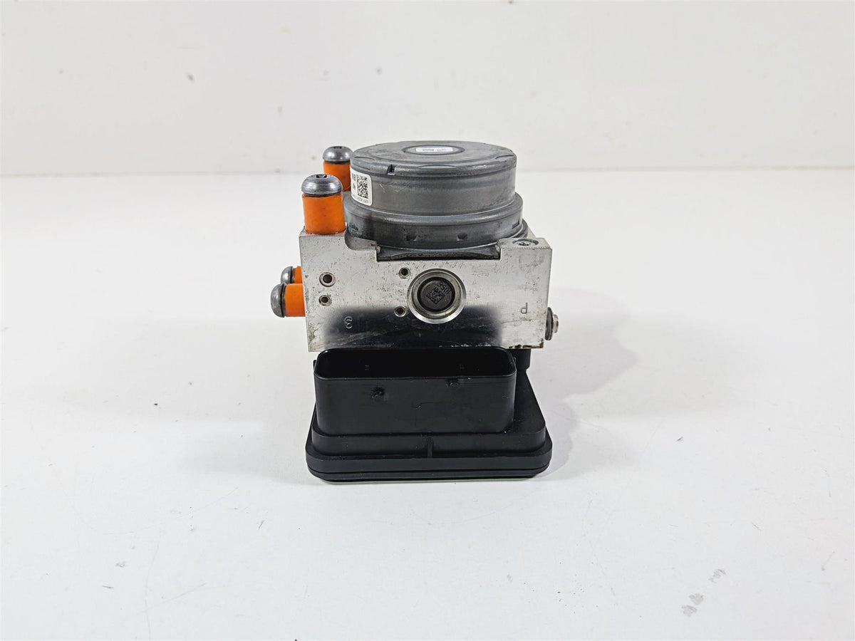 2016 BMW R1200RT RT RTW K52 Abs Brake Pump Module 34518561705 {{ shop.shopifyCountryName }} - Mototech271