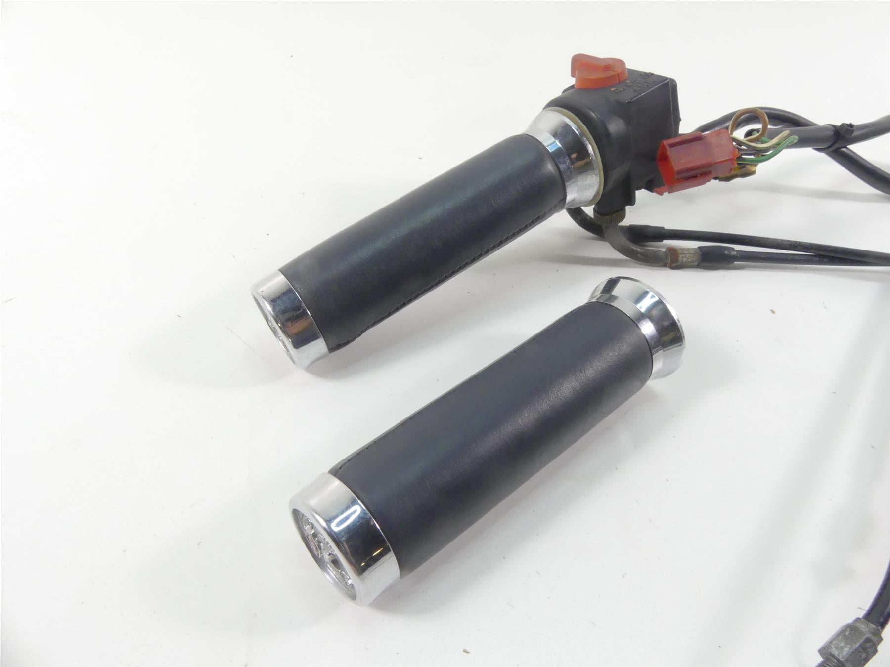 1980 Honda CB750C Custom Right Throttle Control Switch Set 35130-463-505 {{ shop.shopifyCountryName }} - Mototech271