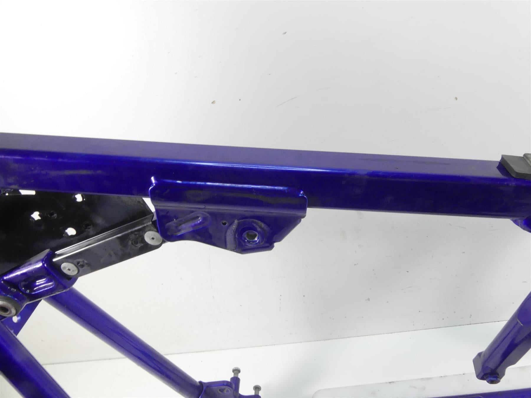 2004 Harley Softail FXSTD SE CVO Deuce Straight Blue Frame Chassis With Texas Salvage Title 46966-04BKO {{ shop.shopifyCountryName }} - Mototech271