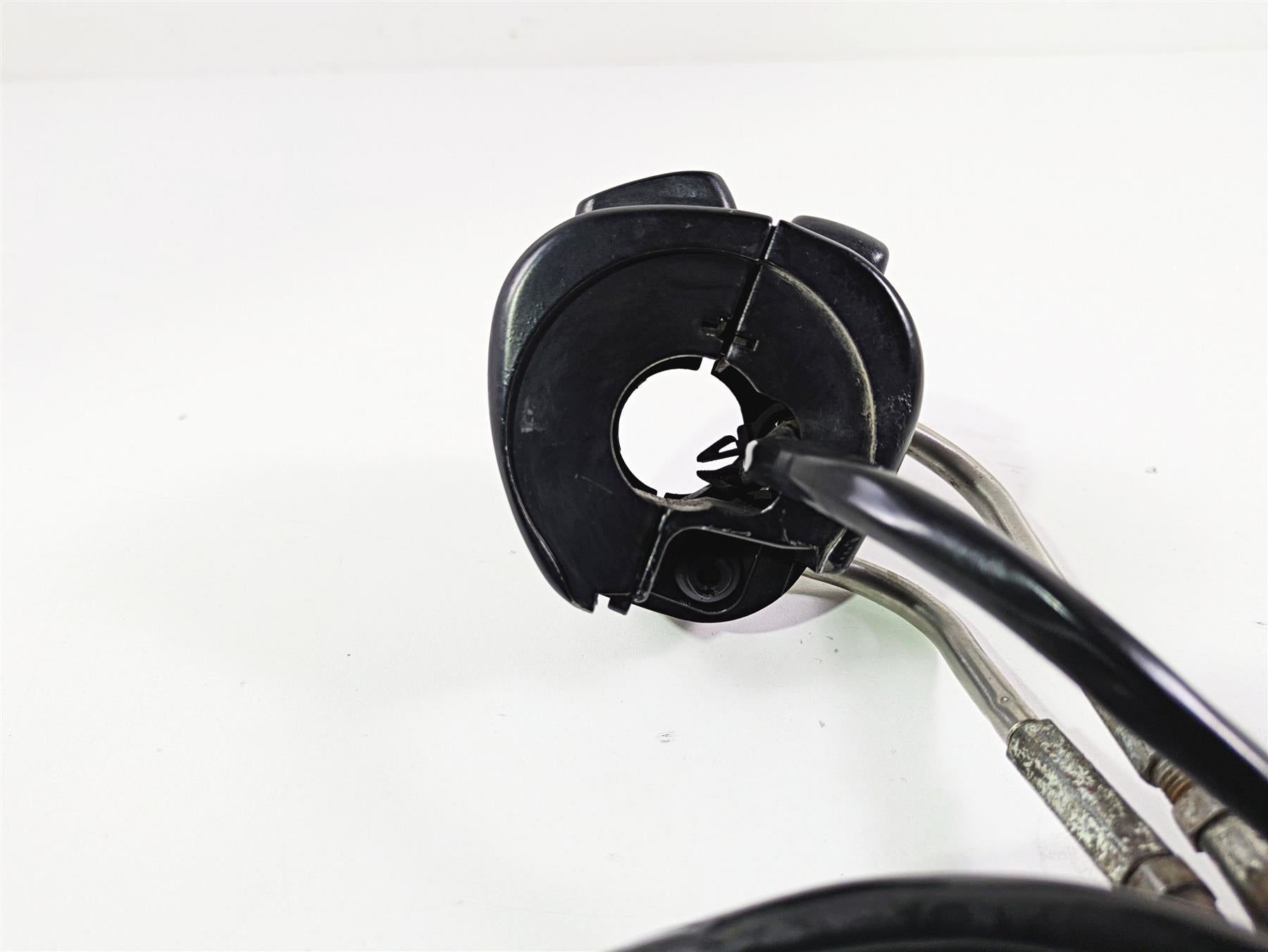 1999 Harley Dyna FXDL Low Rider Right Hand Control Switch 71684-06A {{ shop.shopifyCountryName }} - Mototech271