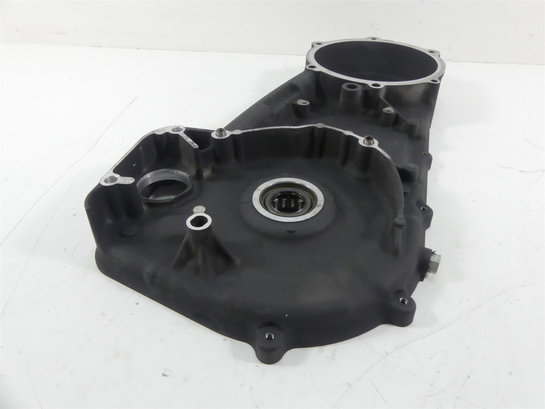 2013 Harley FXDWG Dyna Wide Glide Inner Primary Drive Cover Fw Ctr 60681-06 {{ shop.shopifyCountryName }} - Mototech271