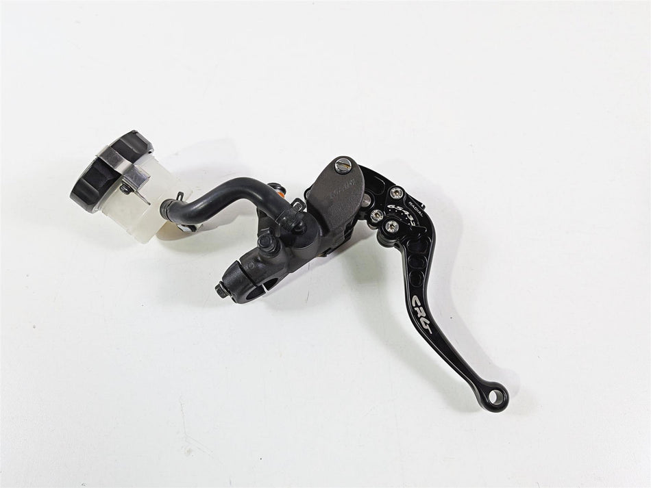 2016 Yamaha YZF R1 RN32 Front Nissin 5/8 Radial Brake Pump 2CR-2580A-00-00 {{ shop.shopifyCountryName }} - Mototech271