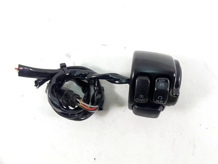 2015 Harley VRSCF Muscle V-Rod Right Hand Control Switch - Read 71684-06A {{ shop.shopifyCountryName }} - Mototech271