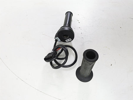 2023 BMW G310R K03 E-Throttle Hand Grip Set 61318382956 {{ shop.shopifyCountryName }} - Mototech271