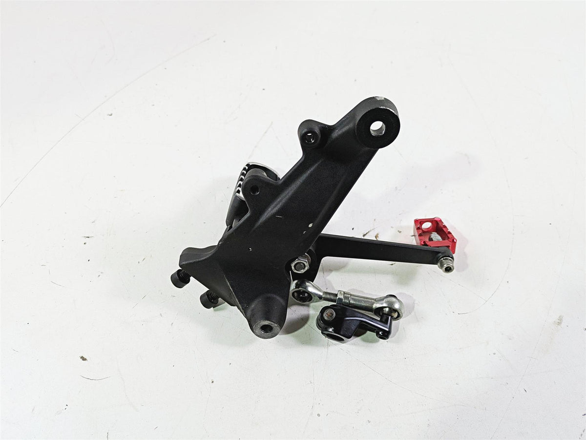 2022 Harley RA1250 S Pan America Left Rider Footpeg & Shifter 33600309A 33600269 {{ shop.shopifyCountryName }} - Mototech271