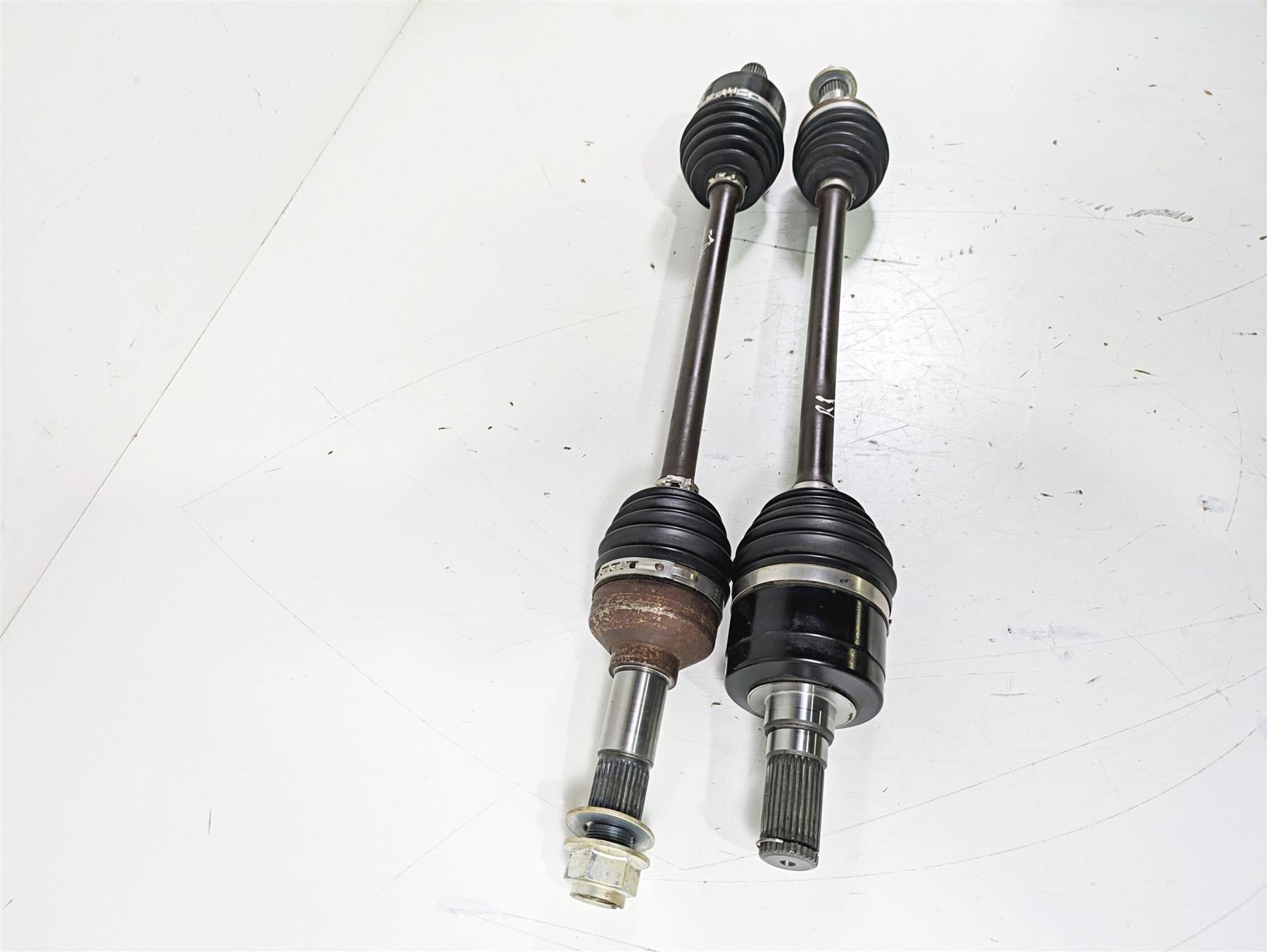 2022 Yamaha YXZ1000 R Nice Rear Cv Drive Axle Shaft Set 2HC-2531H-13-00 {{ shop.shopifyCountryName }} - Mototech271