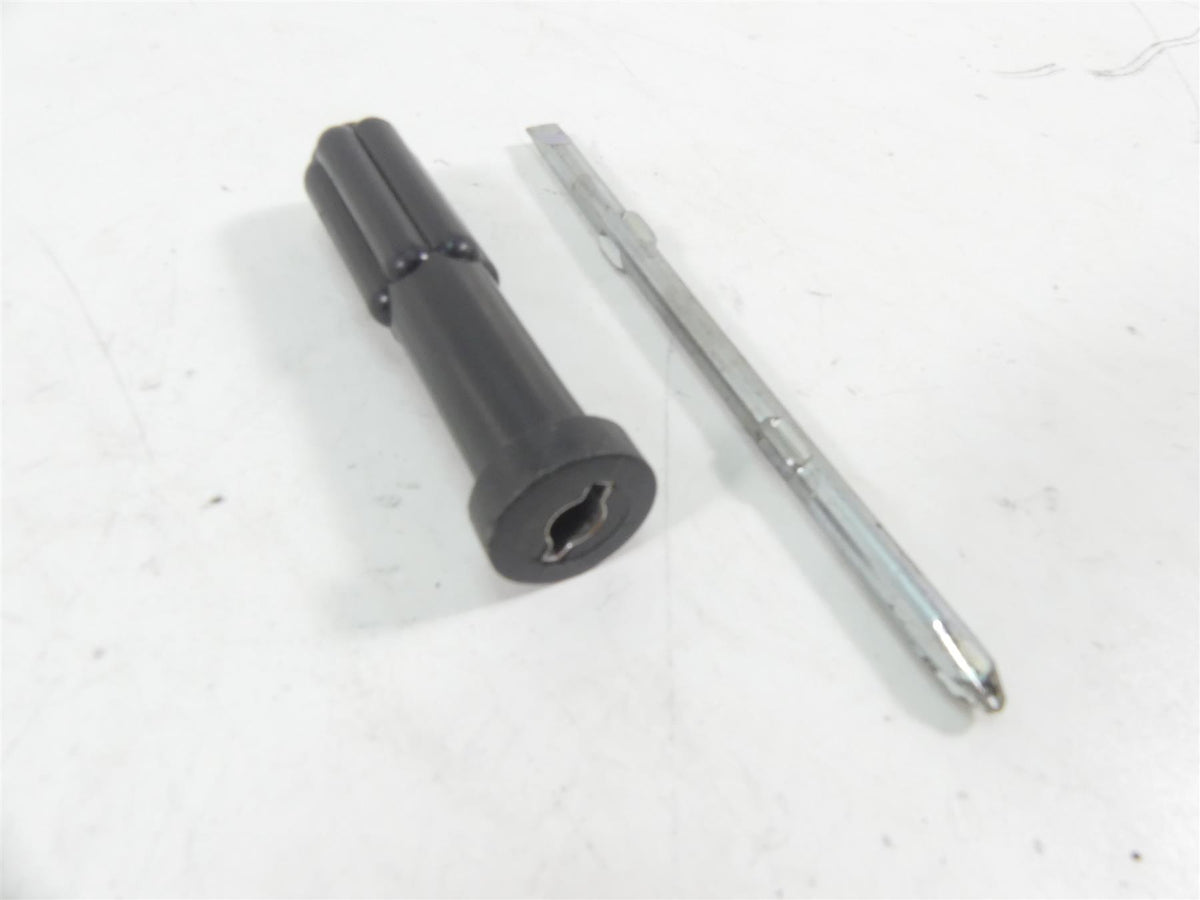 2007 Yamaha FZ1 Fazer Oem Tool Kit Set Bag Box Tools 2D1-28100-00-00 {{ shop.shopifyCountryName }} - Mototech271