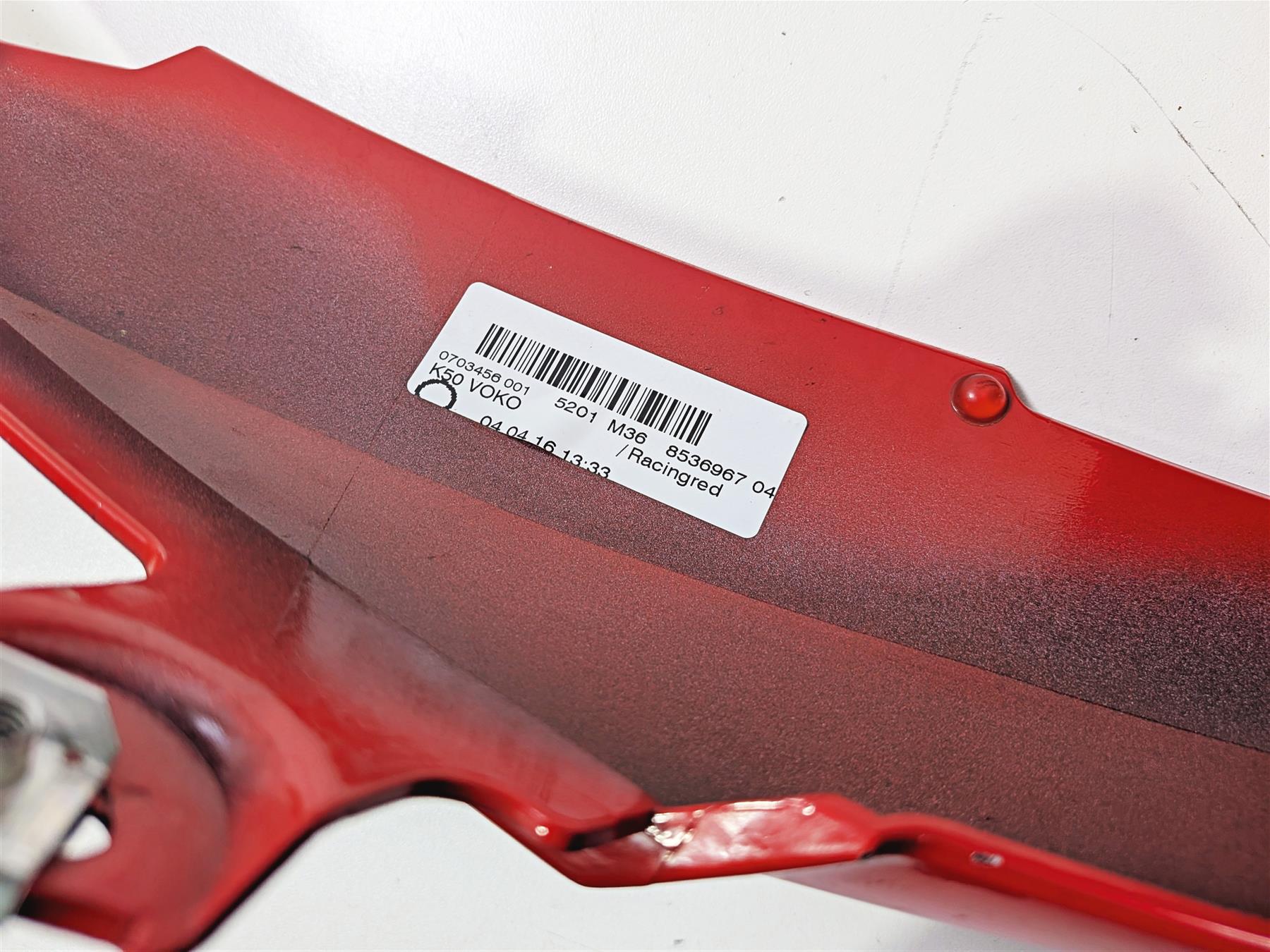 2016 BMW R1200 GS K50 Front Upper Fender Racing red 46618560646 {{ shop.shopifyCountryName }} - Mototech271