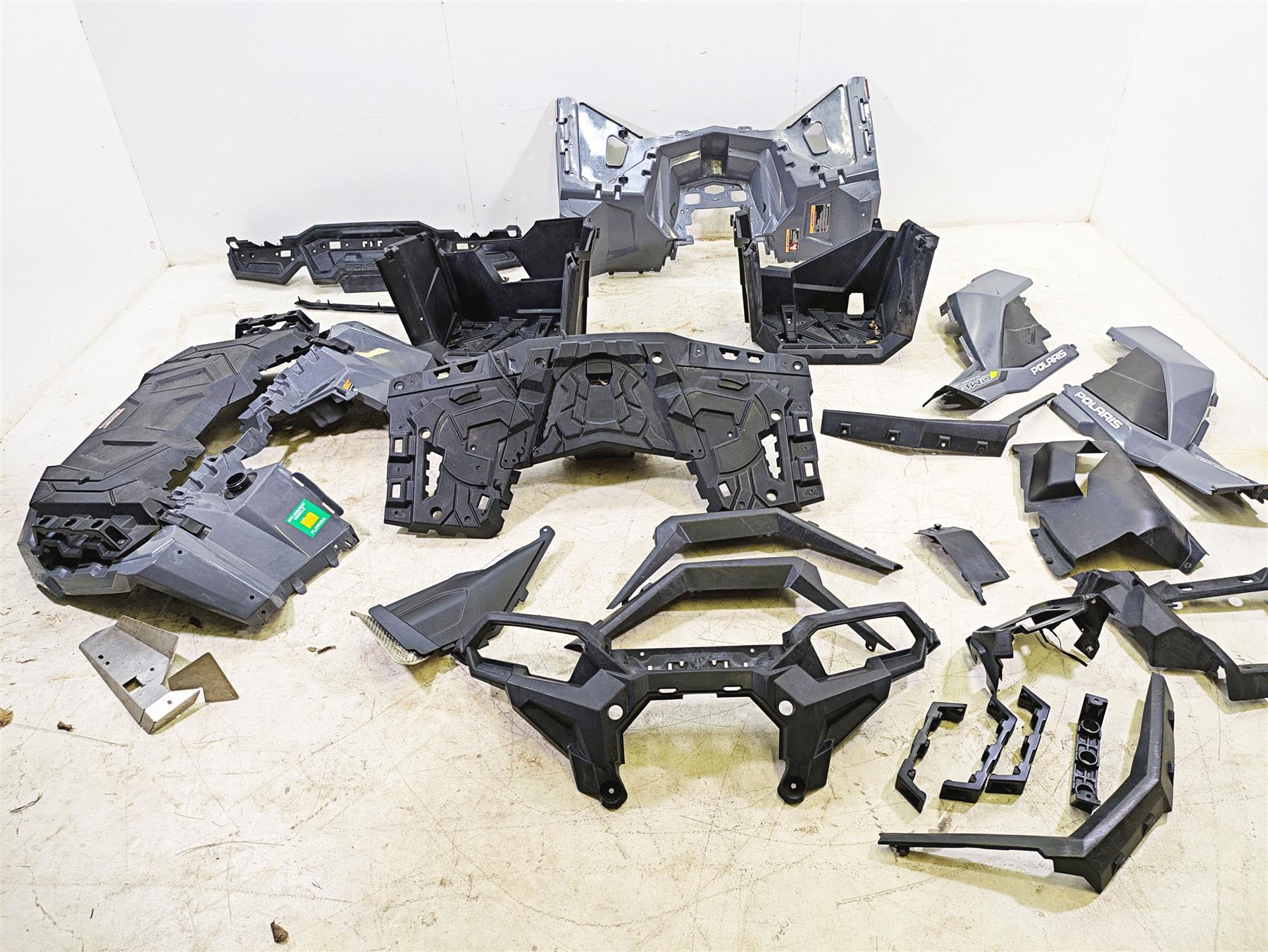 2020 Polaris Sportsman 1000 XP Plastic Fairing Cover & Footwell Set 5453272 {{ shop.shopifyCountryName }} - Mototech271