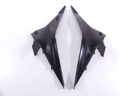 2016 Aprilia RSV 1100 Tuono V4 RR Undertank Side Cover Fairing Set 858833 85883 {{ shop.shopifyCountryName }} - Mototech271