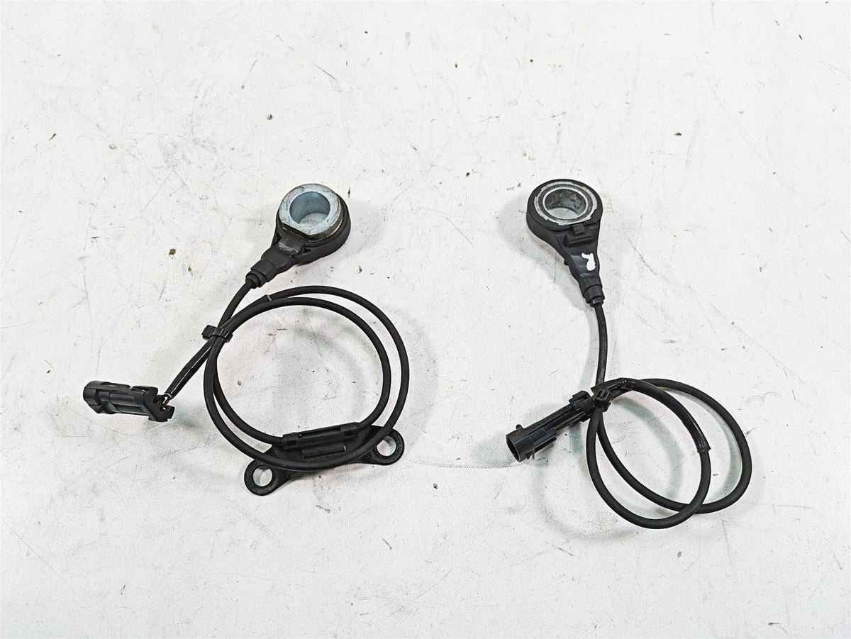 2010 Harley Touring FLHTCU Electra Glide Abs Brake Wheel Sensor Set 40614-08 {{ shop.shopifyCountryName }} - Mototech271